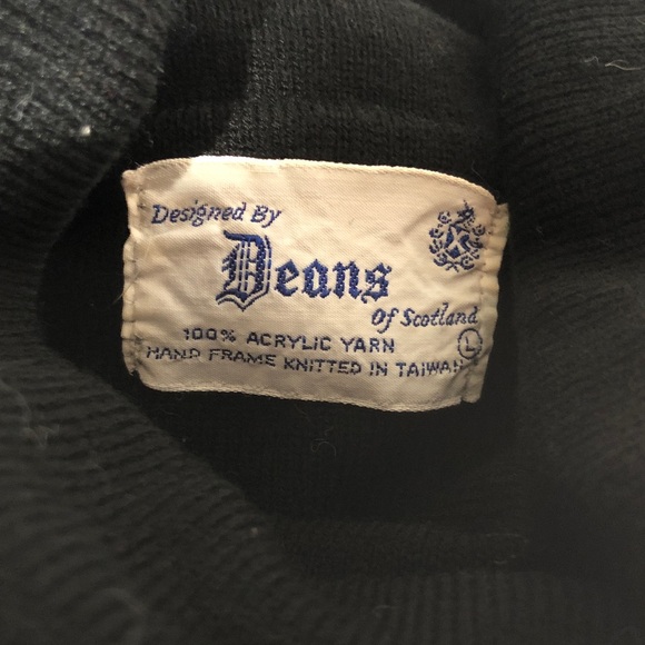 Elegant Black Turtleneck Neck Cozy Sweater size Large - Picture 2 of 9